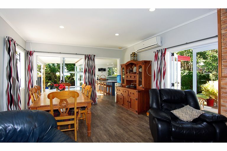 Photo of property in 70 Capes Road, Pollok, Waiuku, 2684