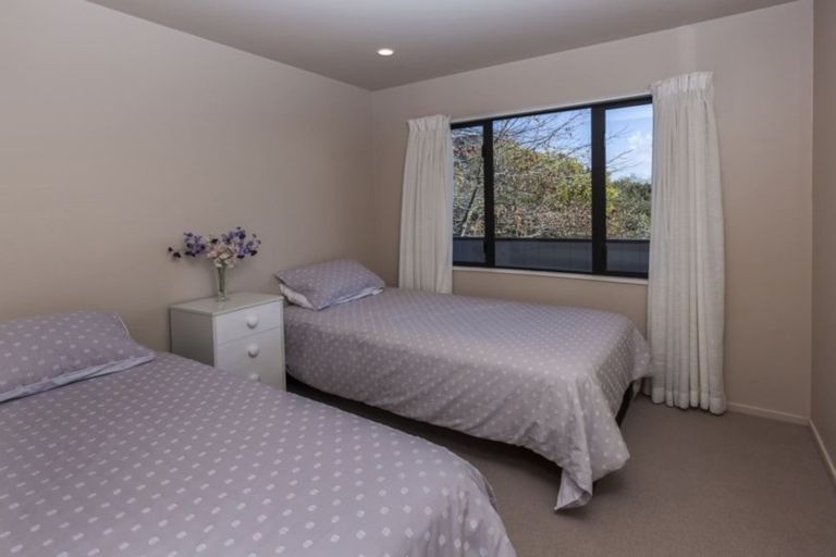 Photo of property in 106 Cannon Hill Crescent, Mount Pleasant, Christchurch, 8081