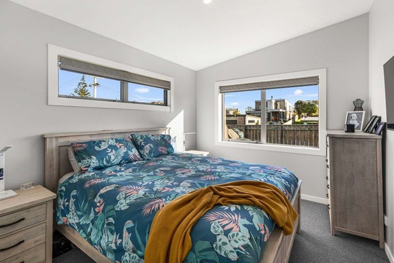 Photo of property in 60 Rua Avenue, Waitarere Beach, Levin, 5510