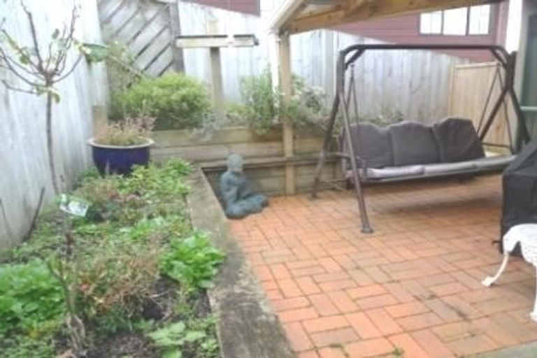 Photo of property in 31a Nalanda Crescent, Broadmeadows, Wellington, 6035