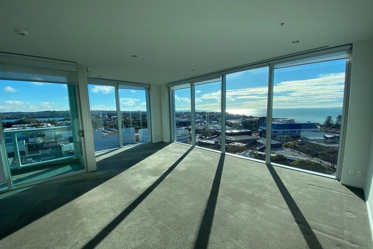 Photo of property in Sentinel Apartments, 1101/3 Northcroft Street, Takapuna, Auckland, 0622