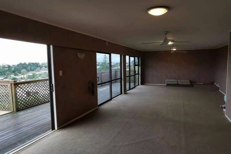 Photo of property in 154 Weatherly Road, Torbay, Auckland, 0630