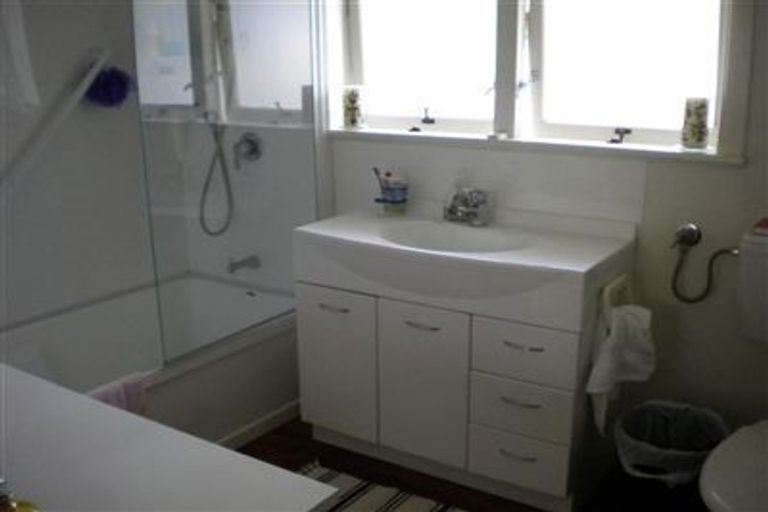 Photo of property in 3/16a Belmont Terrace, Milford, Auckland, 0620