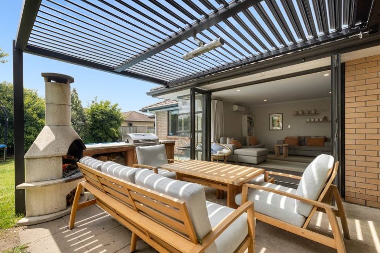 Photo of property in 142 Longview Drive, Papamoa Beach, Papamoa, 3118