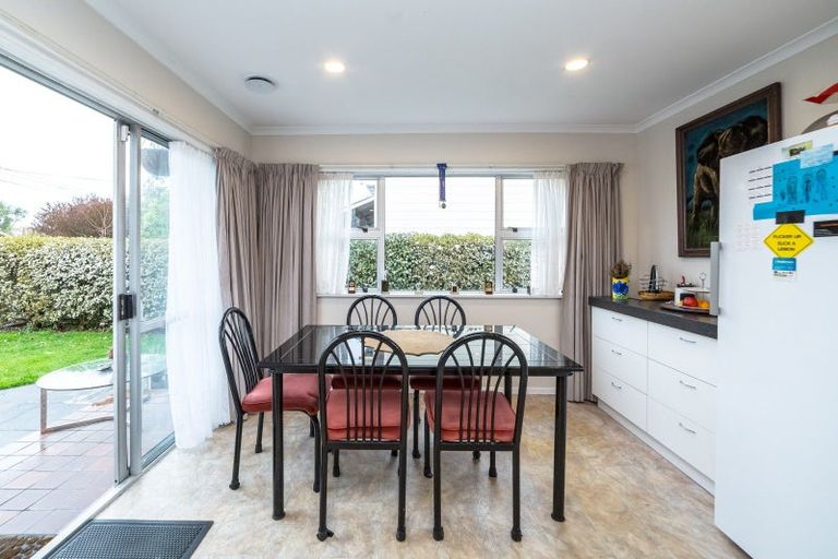 Photo of property in 14 Humphries Street, Greytown, 5712