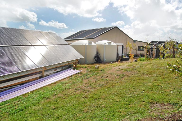Photo of property in Dunkerron Farm, 852 Oneriri Road, Kaiwaka, 0573