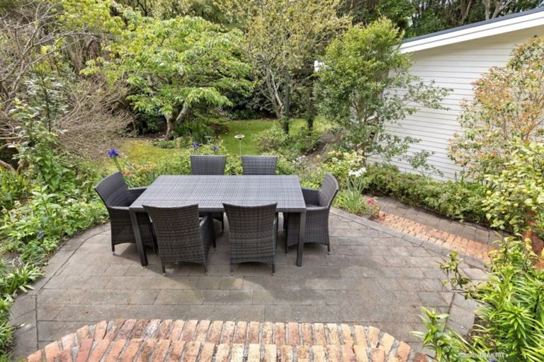 Photo of property in 6 Mathieson Avenue, Khandallah, Wellington, 6035