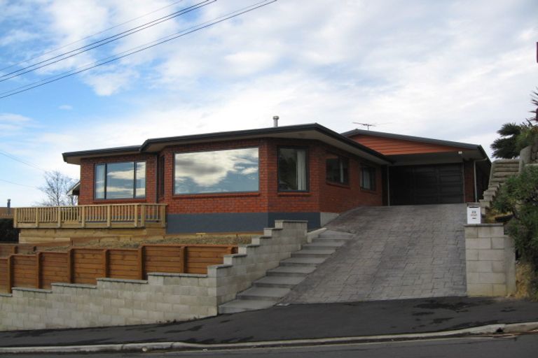 Photo of property in 23 Earls Road, Saint Clair, Dunedin, 9012