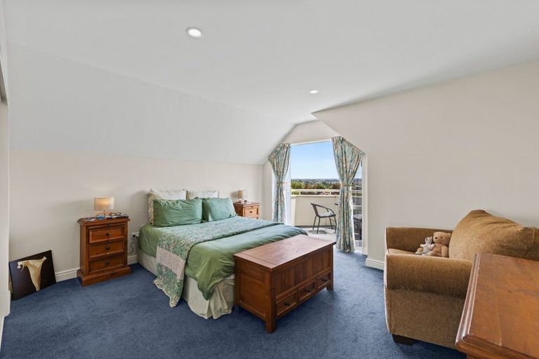 Photo of property in 14 Sedgwick Way, Westmorland, Christchurch, 8025