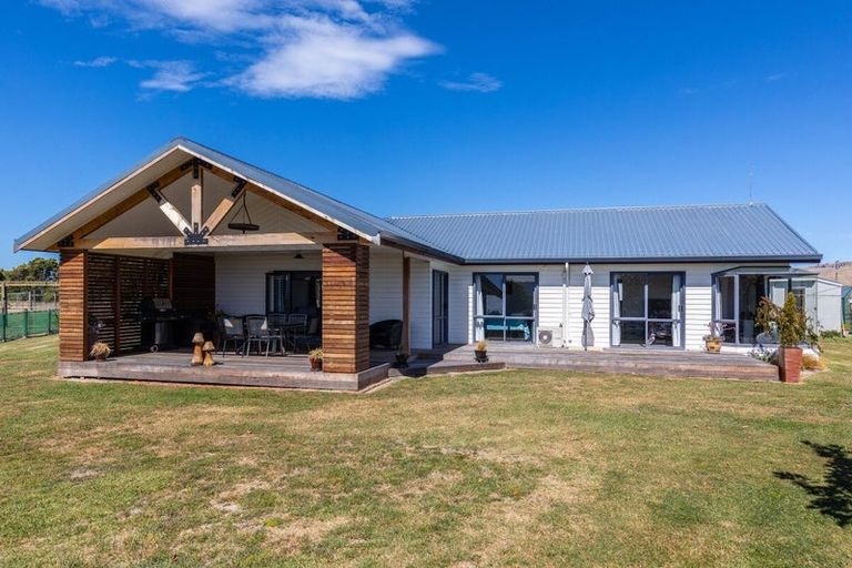 Photo of property in 445 Dillons Point Road, Dillons Point, Blenheim, 7273