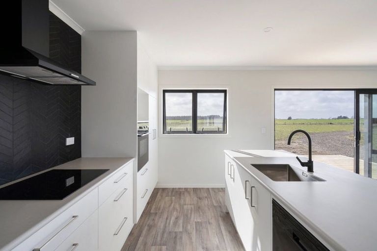 Photo of property in 30 Taikorea Road, Glen Oroua, 4473