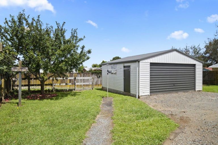 Photo of property in 27 Buckland Road, Tuakau, 2121