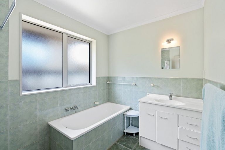 Photo of property in 71 Tasman Road, Otaki Beach, Otaki, 5512