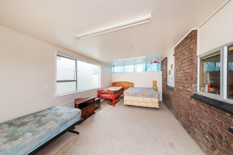 Photo of property in 2 Ashdown Crescent, Feilding, 4702