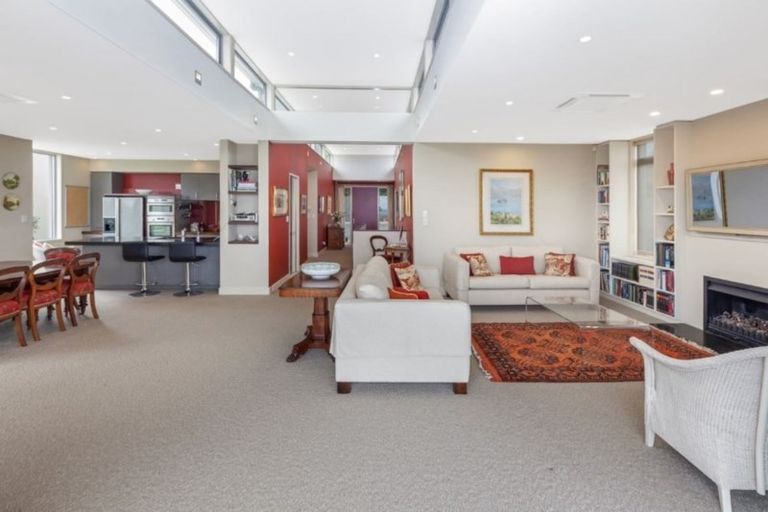 Photo of property in 8a Macmillan Avenue, Cashmere, Christchurch, 8022