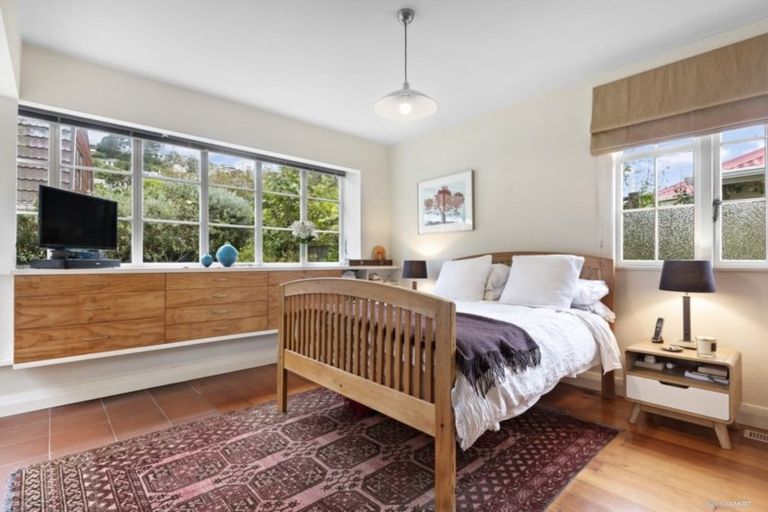 Photo of property in 87 Clyde Street, Island Bay, Wellington, 6023