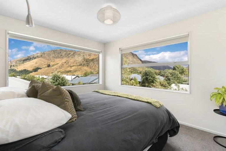 Photo of property in 4 Thomas Lane, Arthurs Point, Queenstown, 9371