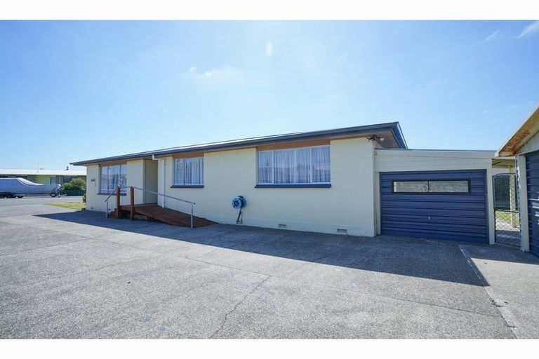 Photo of property in 19 Kelso Place, Strathern, Invercargill, 9812