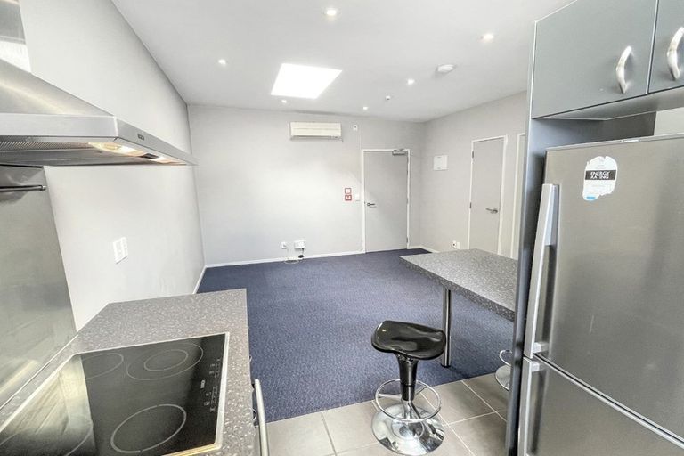 Photo of property in 5/35 Home Street, Mount Victoria, Wellington, 6011