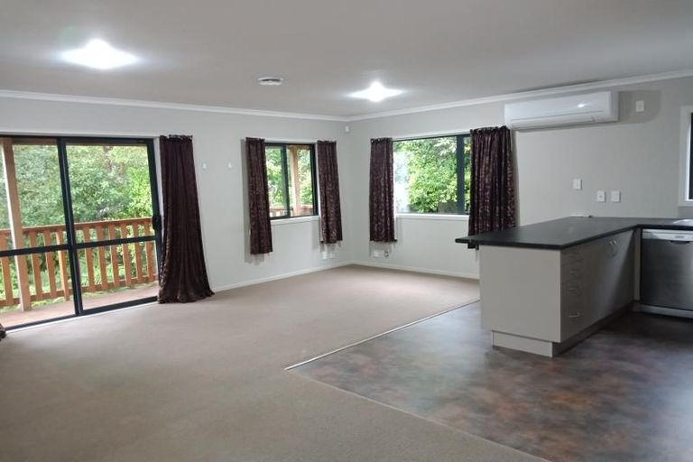 Photo of property in 8 Aratika Grove, Stokes Valley, Lower Hutt, 5019