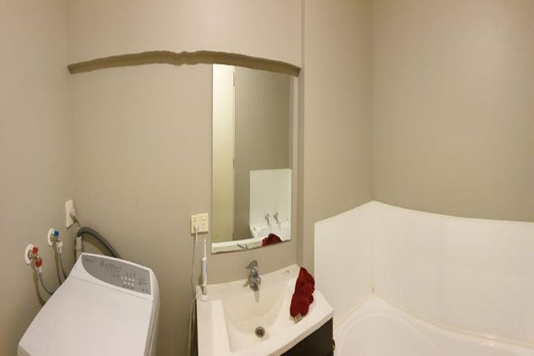 Photo of property in 9/5 Hopper Street, Mount Cook, Wellington, 6011