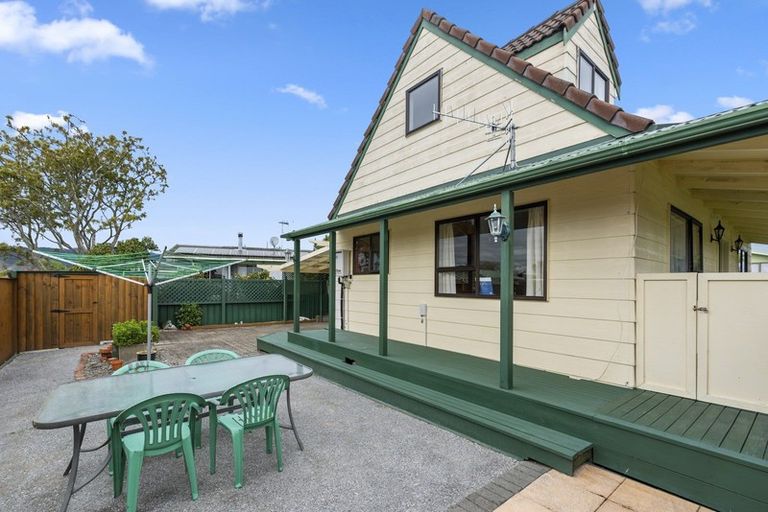 Photo of property in 14 Rimu Street, Levin, 5510