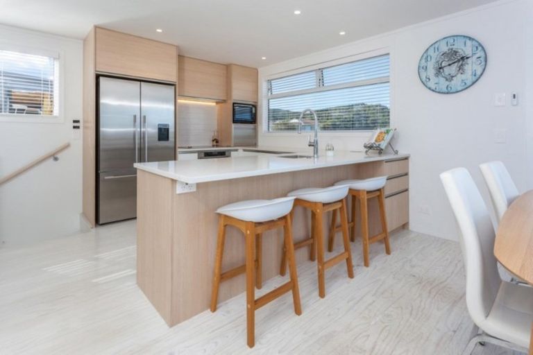 Photo of property in 102b Diana Avenue, Whangamata, 3620