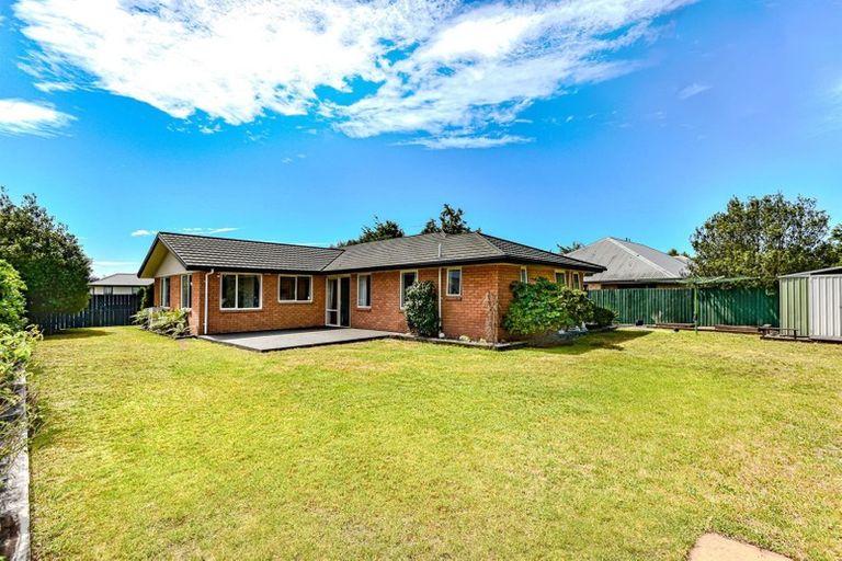 Photo of property in 24 Amoka Crescent, Parklands, Christchurch, 8083