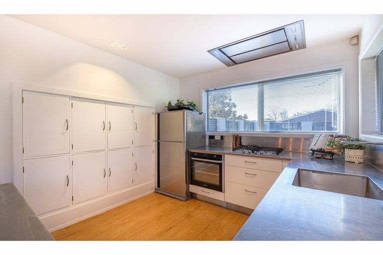 Photo of property in 1 Ferniehurst Street, Somerfield, Christchurch, 8024