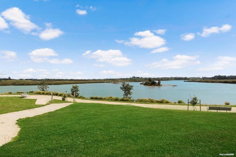 Photo of property in 20 Evergreen Parade, Rosehill, Papakura, 2113