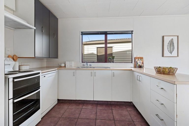 Photo of property in 10b Opal Drive, Papamoa Beach, Papamoa, 3118