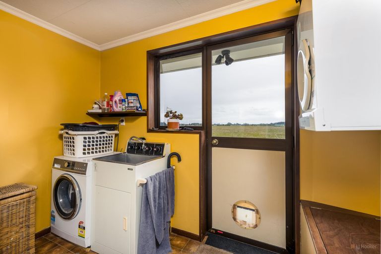 Photo of property in 23 Timaru Road, Waimate, 7924