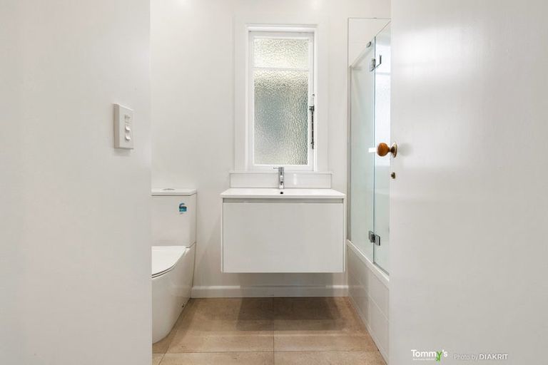 Photo of property in 2/18 Oban Street, Wadestown, Wellington, 6012