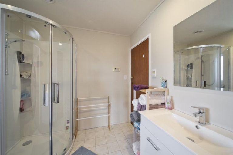 Photo of property in 36 Mawhitiwhiti Road, Normanby, Hawera, 4614