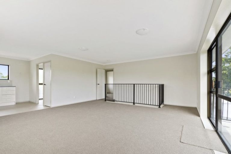 Photo of property in 1/8a View Road, Papakura, 2110