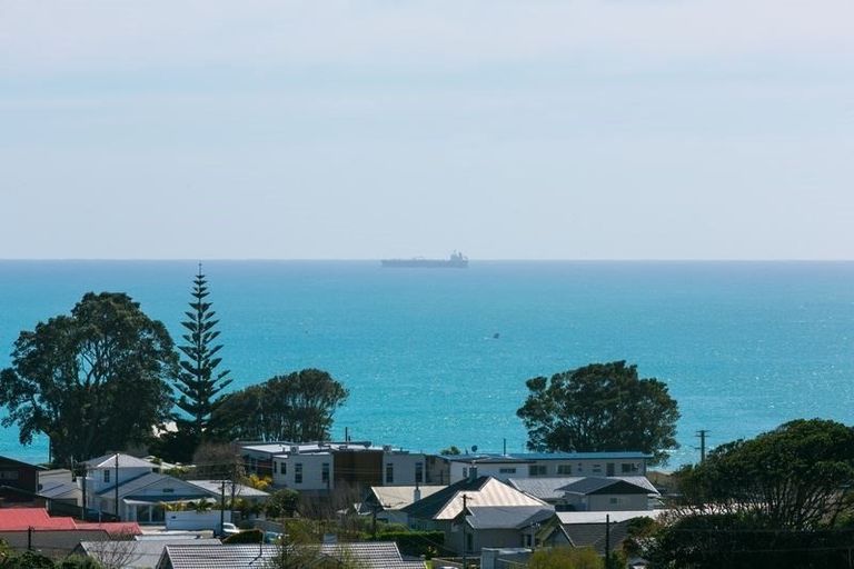 Photo of property in 374 Devon Street West, Lynmouth, New Plymouth, 4310