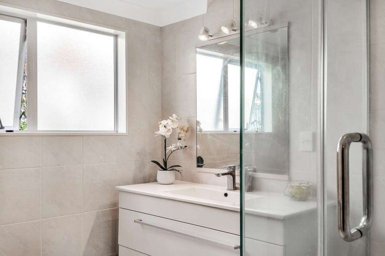 Photo of property in 32 Otonga Road, Springfield, Rotorua, 3015