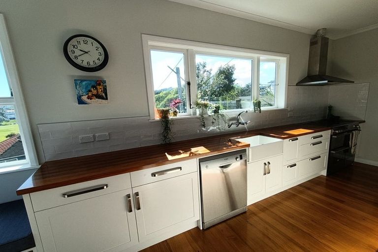 Photo of property in 22 Mysore Street, Khandallah, Wellington, 6035