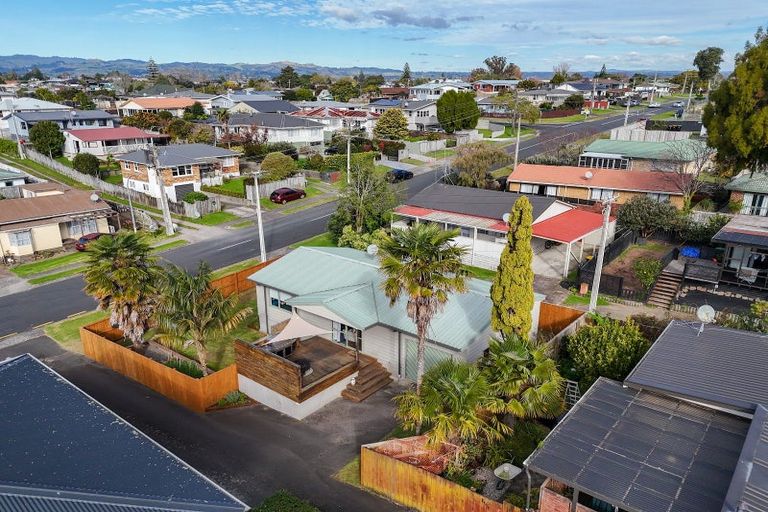 Photo of property in 65 Coopers Road, Dallington, Christchurch, 8061