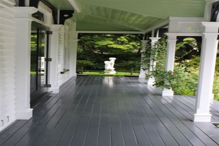 Photo of property in Chilcombe Homestead, 4 Medbury Terrace, Fendalton, Christchurch, 8041