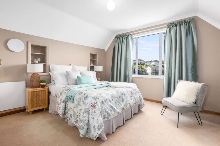 Photo of property in 22 Jillett Street, Titahi Bay, Porirua, 5022