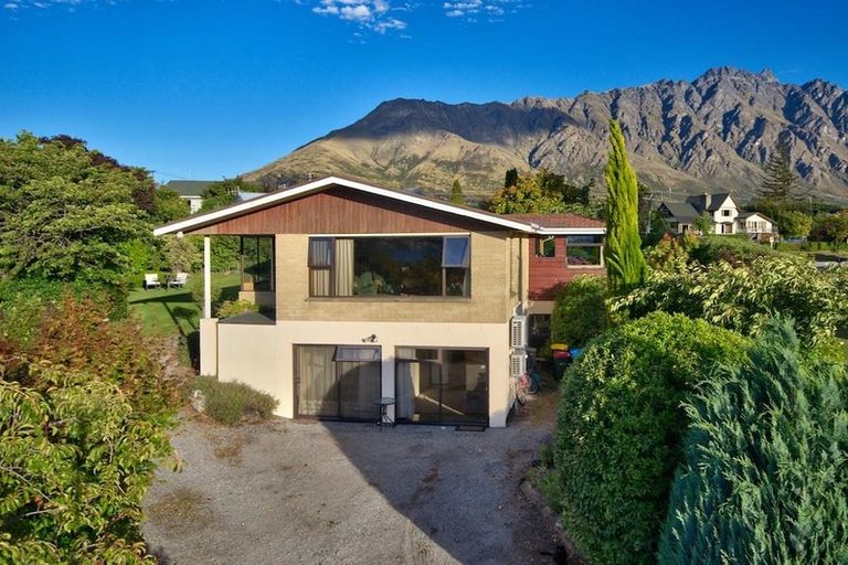 Photo of property in 42 Boyes Crescent, Frankton, Queenstown, 9300