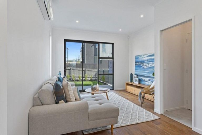 Photo of property in 40 Clark Road, Hobsonville, Auckland, 0616