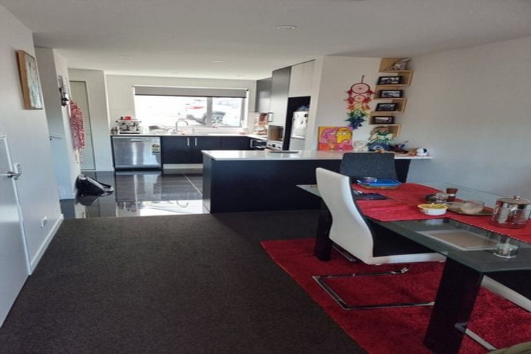Photo of property in 9/24 Princess Terrace, Newtown, Wellington, 6021