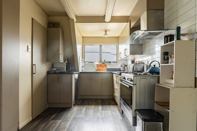 Photo of property in 36 Johnson Street, Milton, 9220