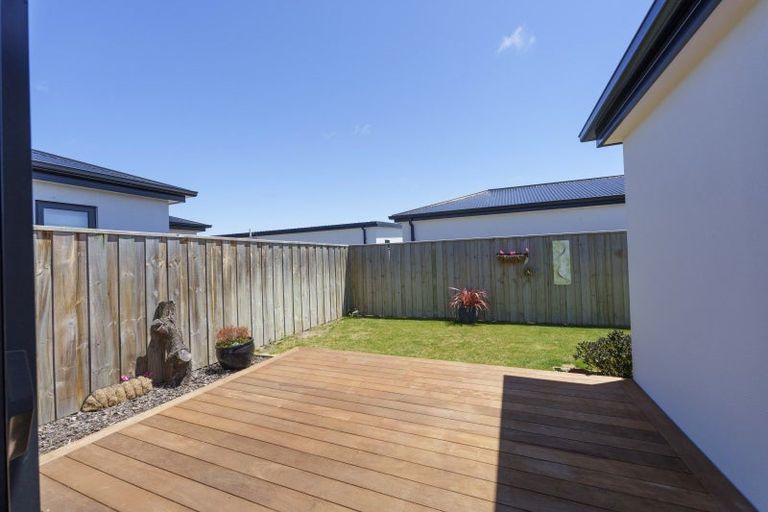 Photo of property in 7 Waituna Street, Pegasus, 7612