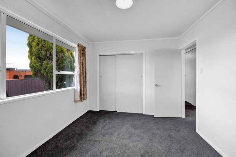 Photo of property in 21 Rewa Street, Inglewood, 4330