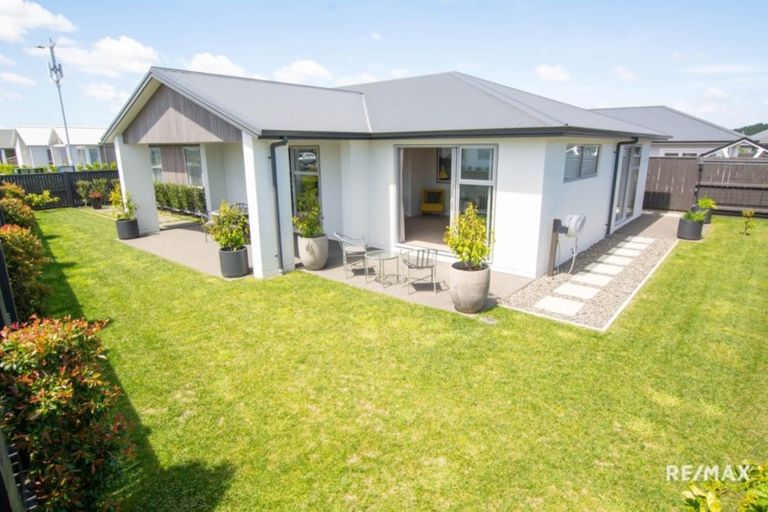 Photo of property in 54 Penetaka Heights, Pyes Pa, Tauranga, 3112