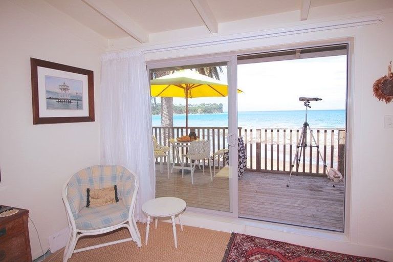 Photo of property in 6/4 Arkles Strand, Arkles Bay, Whangaparaoa, 0932