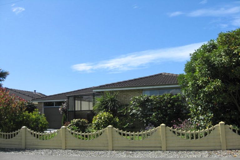 Photo of property in 5 Ranui Road, Stoke, Nelson, 7011